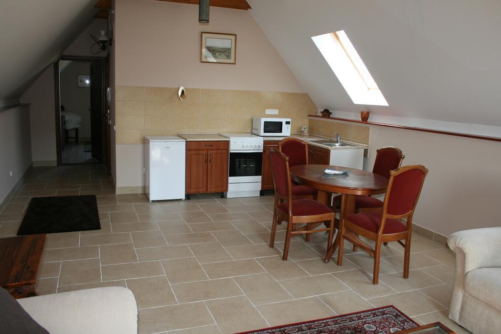 Maison d'hôtes Malomdulo Farmhaz à Pilisborosjenő Extérieur photo